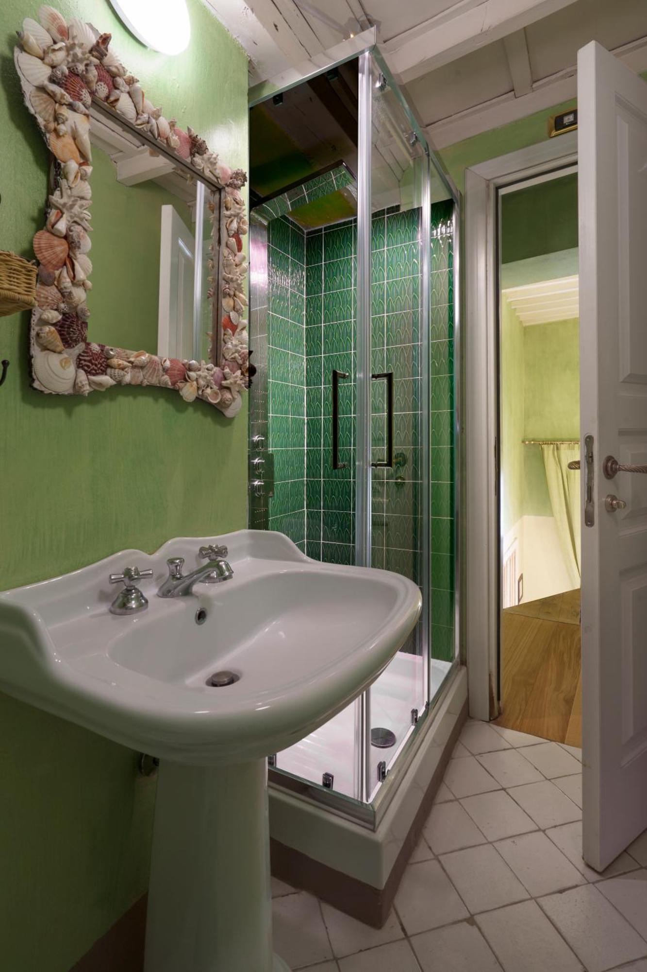 Graziella Patio 4*