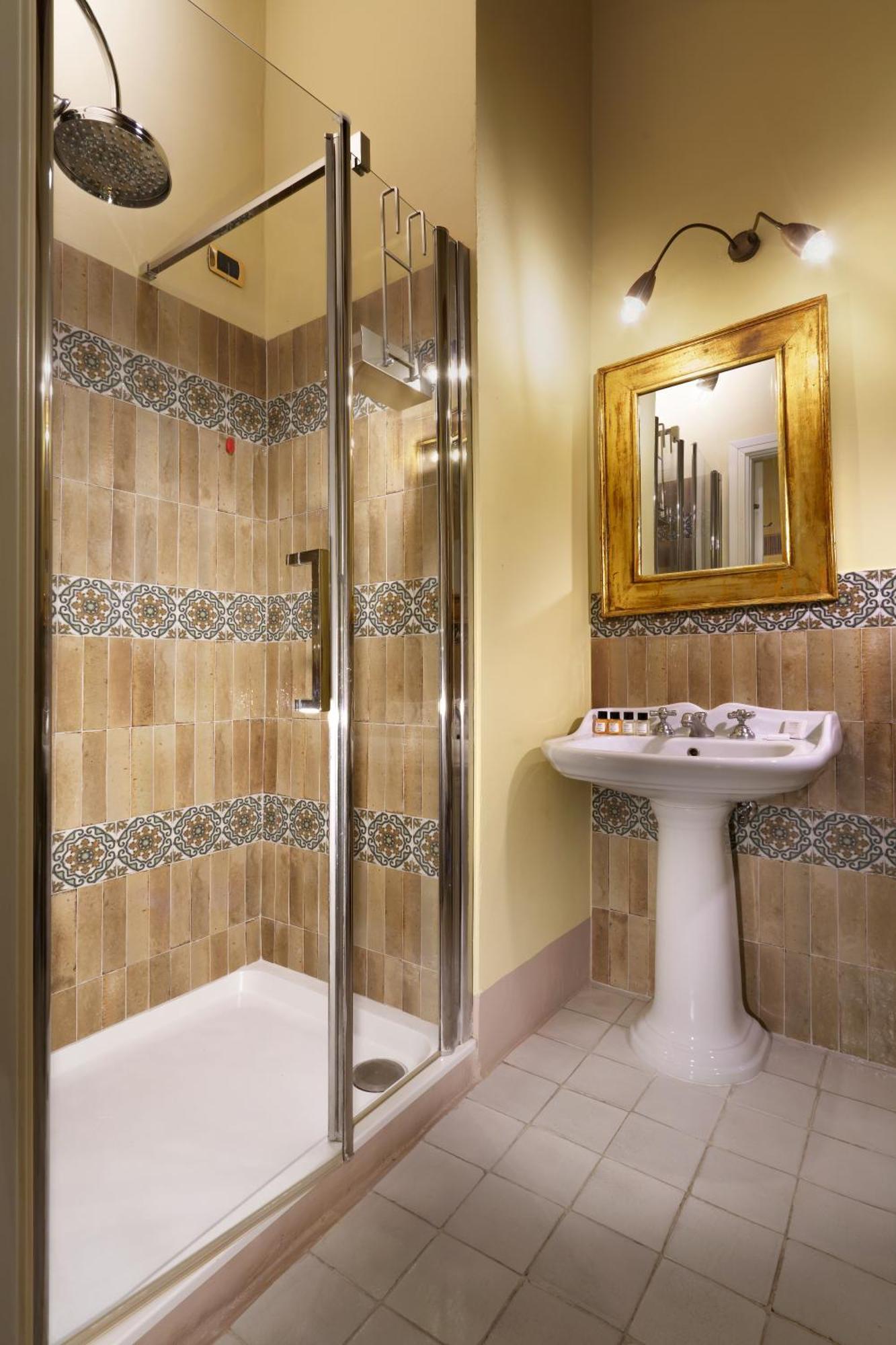 Graziella Patio Hotel